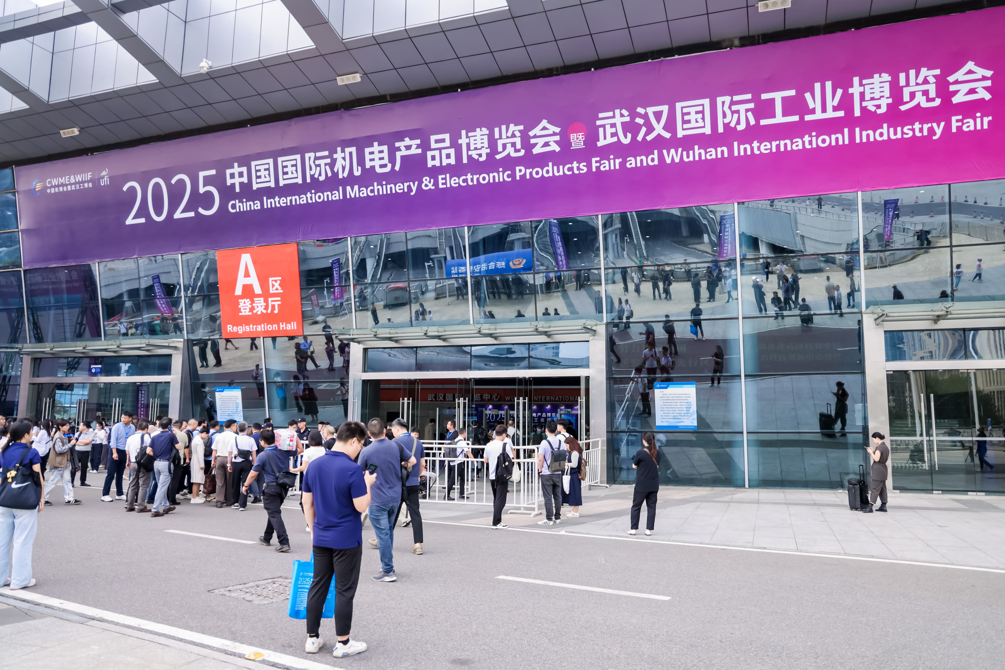 陕西华达：公司生产的高可靠等级电连接器及互连产品应用在各类航天器项目中